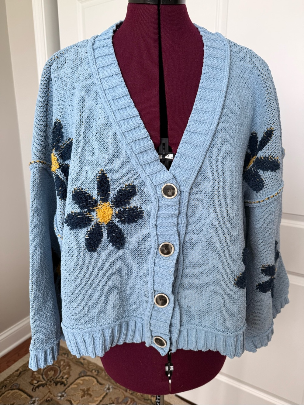 POL Oversized Light Blue Daisy Floral Knit Cardigan Sweater Small UST122 - Picture 2 of 10